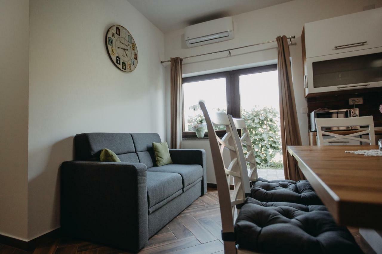Apartman Vejama โยซิปโดล ภายนอก รูปภาพ
