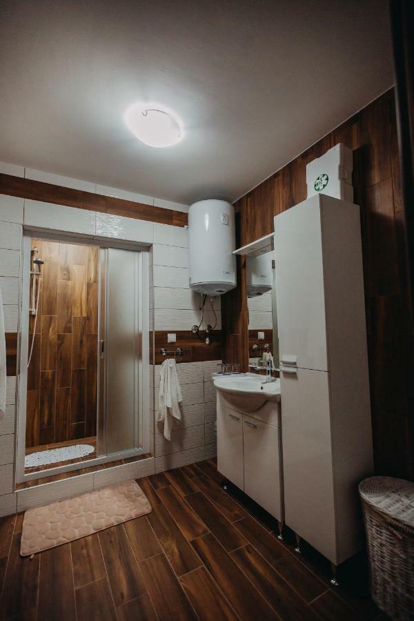 Apartman Vejama โยซิปโดล ภายนอก รูปภาพ