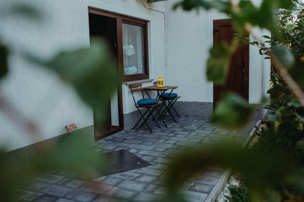 Apartman Vejama โยซิปโดล ภายนอก รูปภาพ